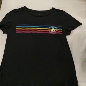 volcom dark grey cute tee shirt!